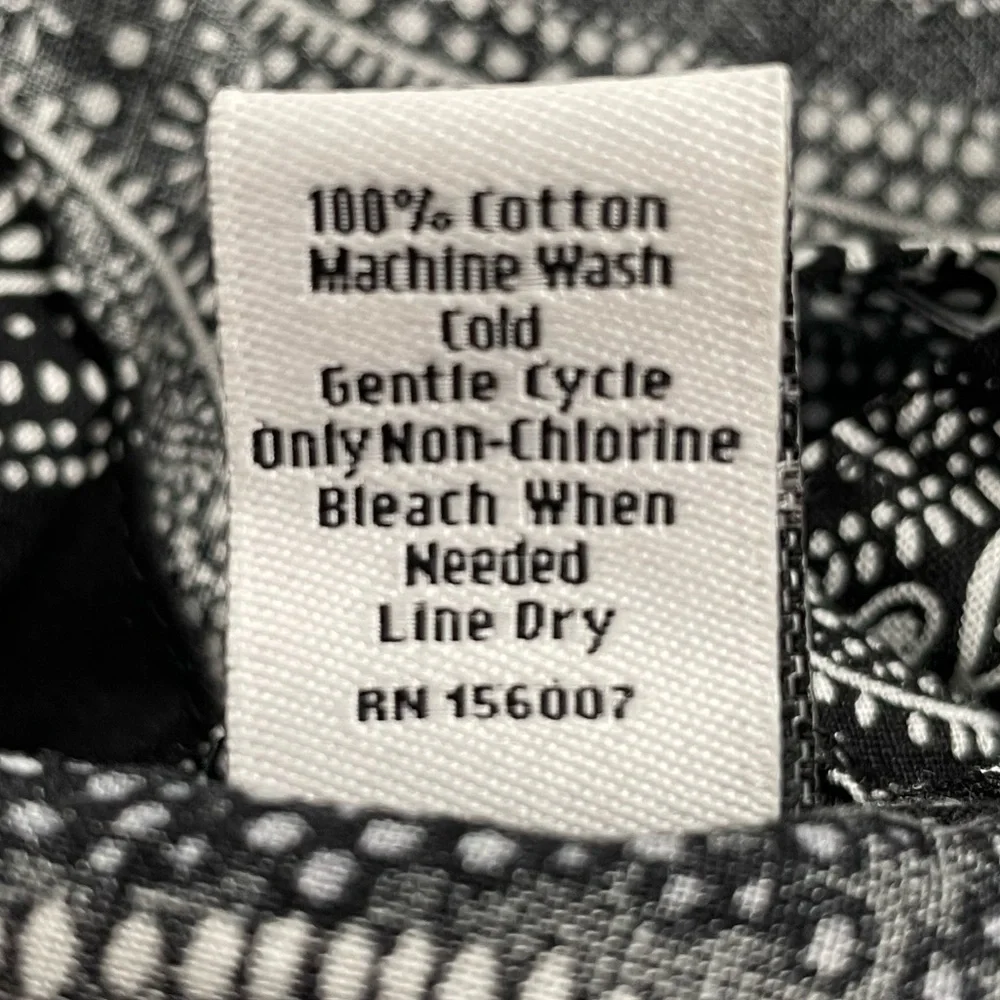 Vera Bradley Bib Apron Stellar Paisley Black White